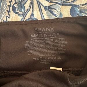 Spanx black skort